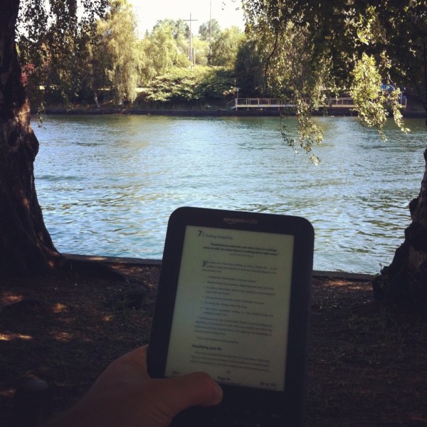 Kindle on the ship canal
